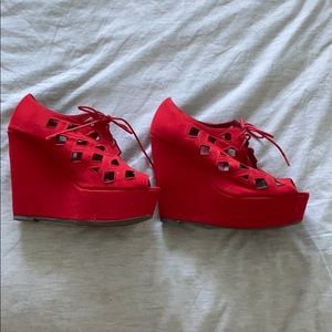 Red wedges, 5 inch heel